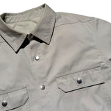 SS23 Edfu snap front strap shirt
