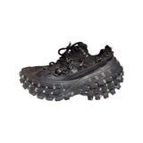 Pierced bouncer sneaker