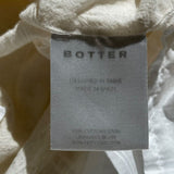 Double layered tank button down