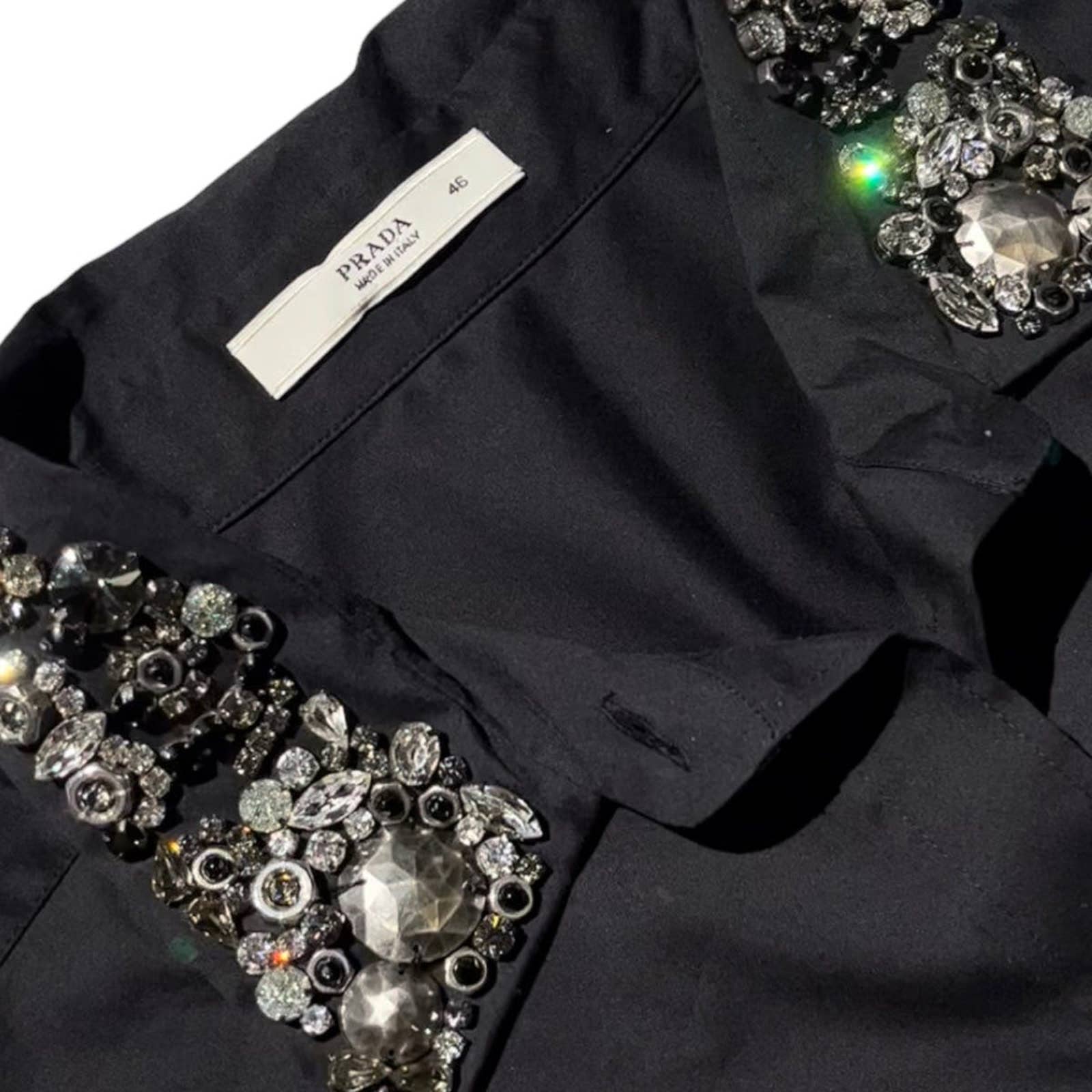 Crystal embellished collar button down