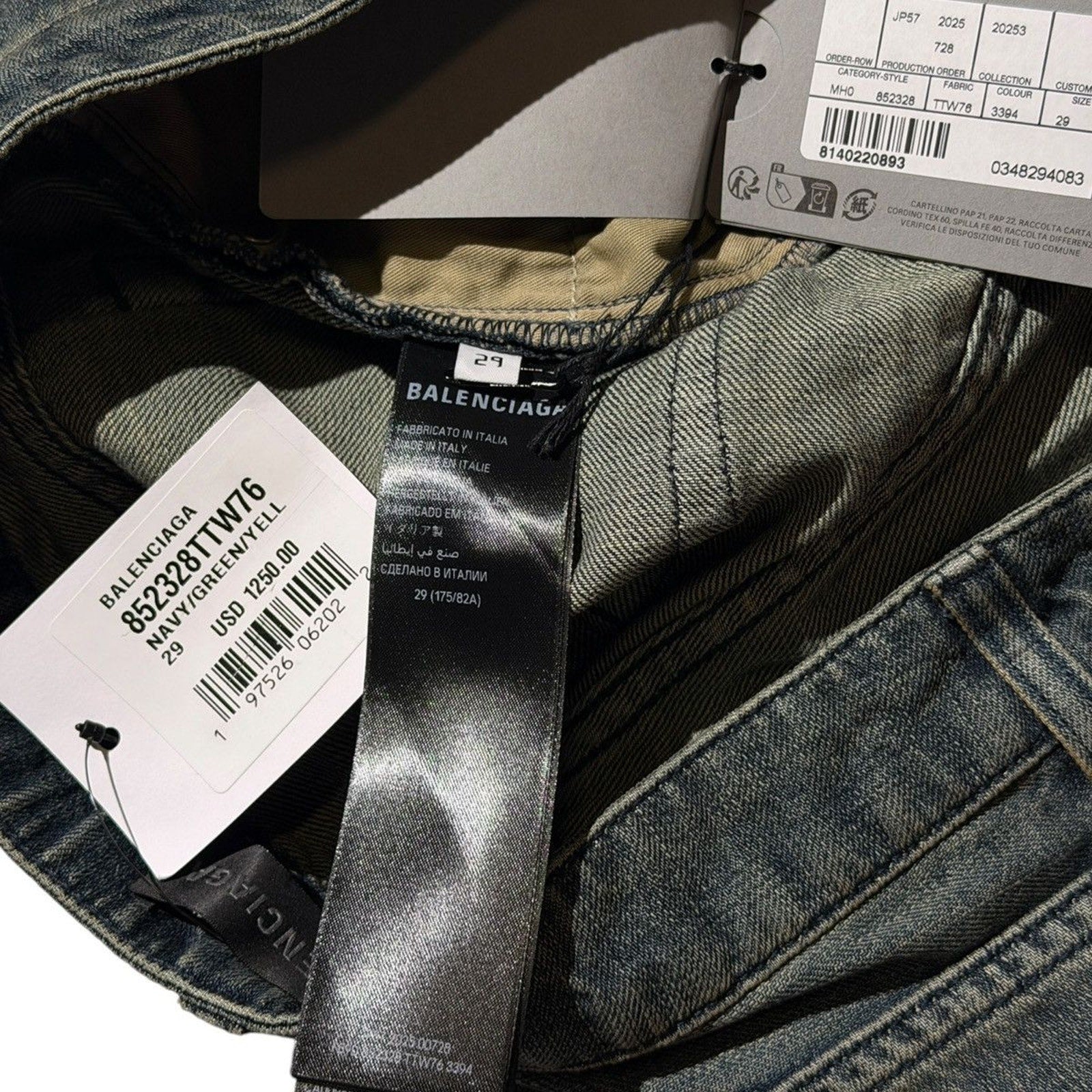 Curved Washed denim