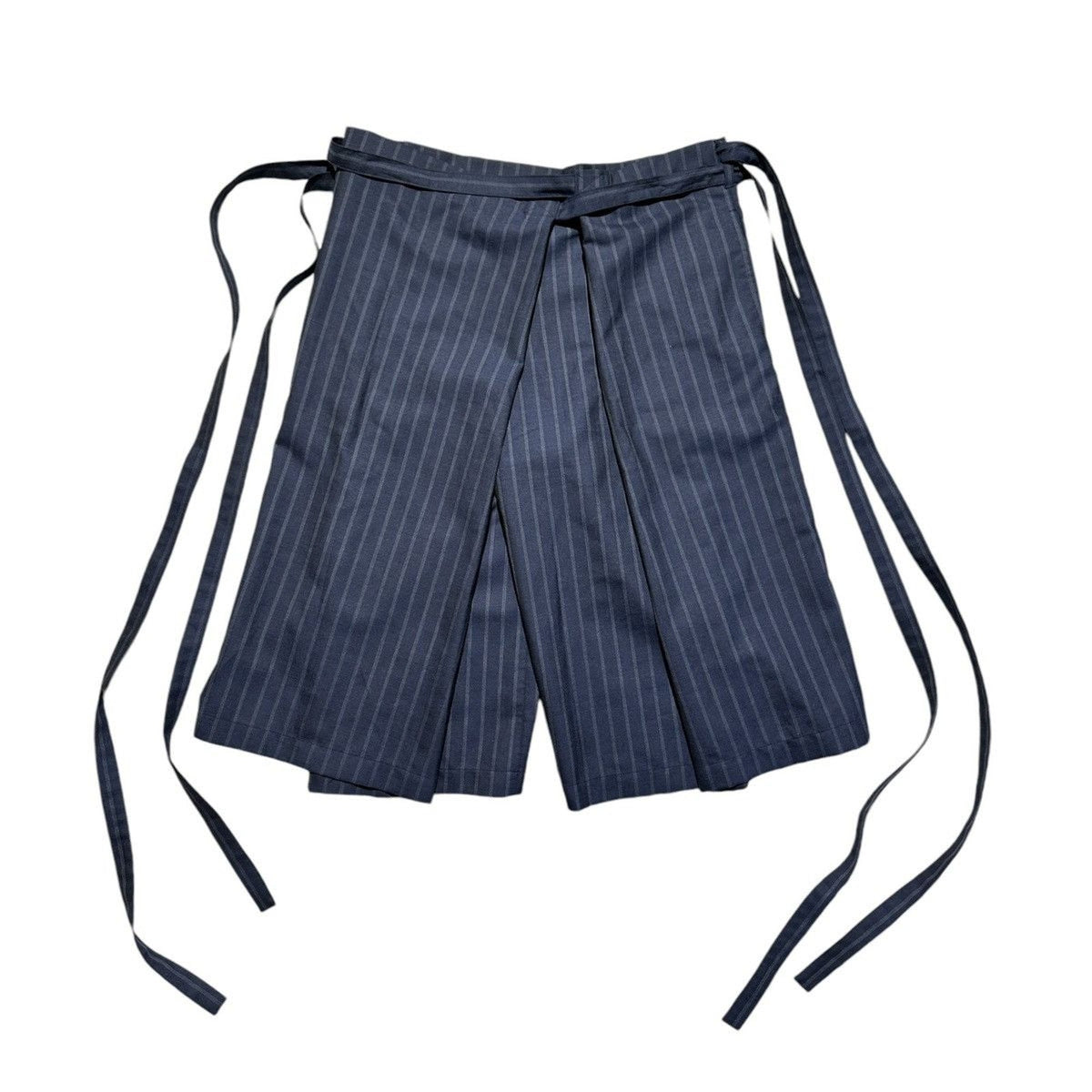 Wrap tie adjustable shorts