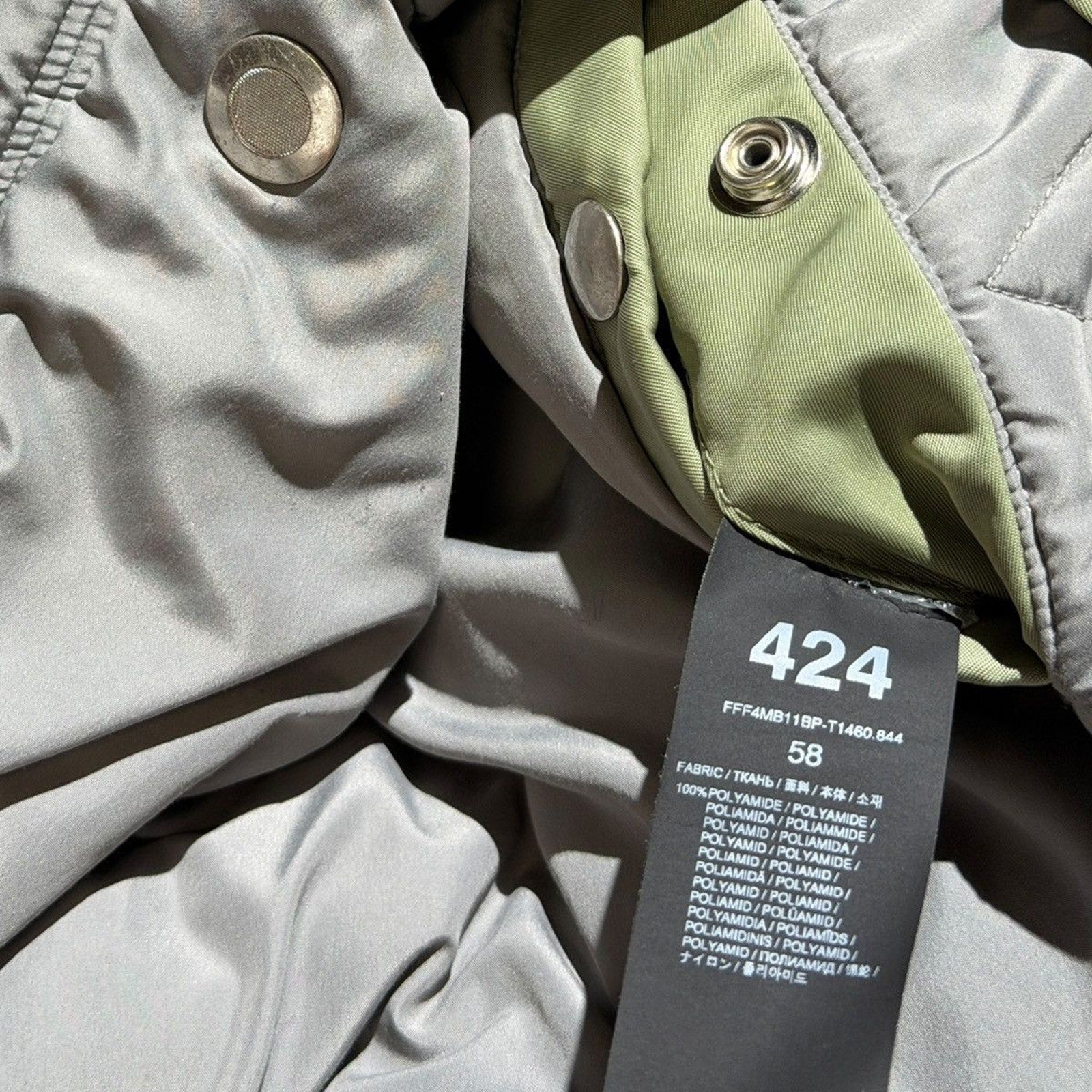 Reversible military zip bomber