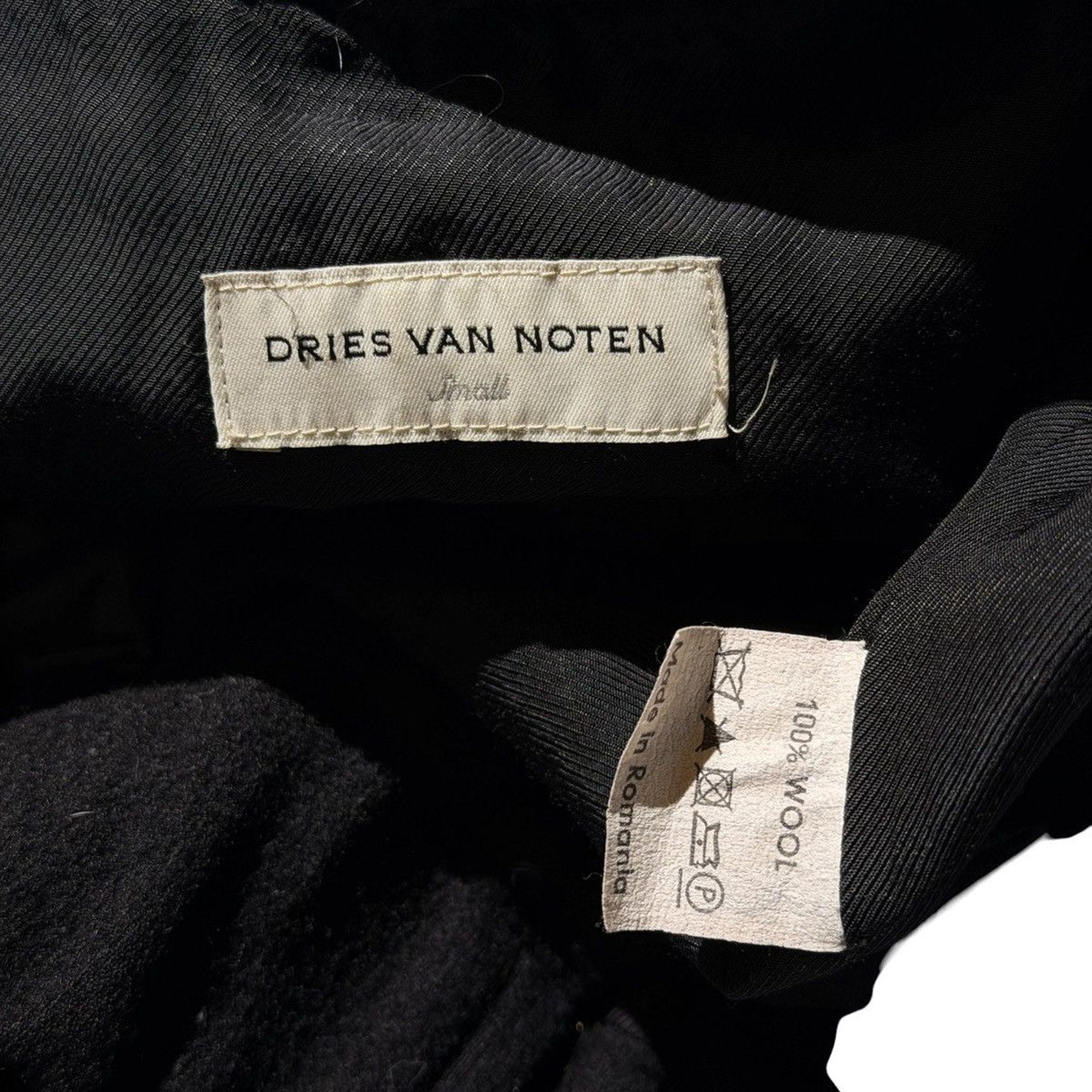 Layered panel zipped bomber