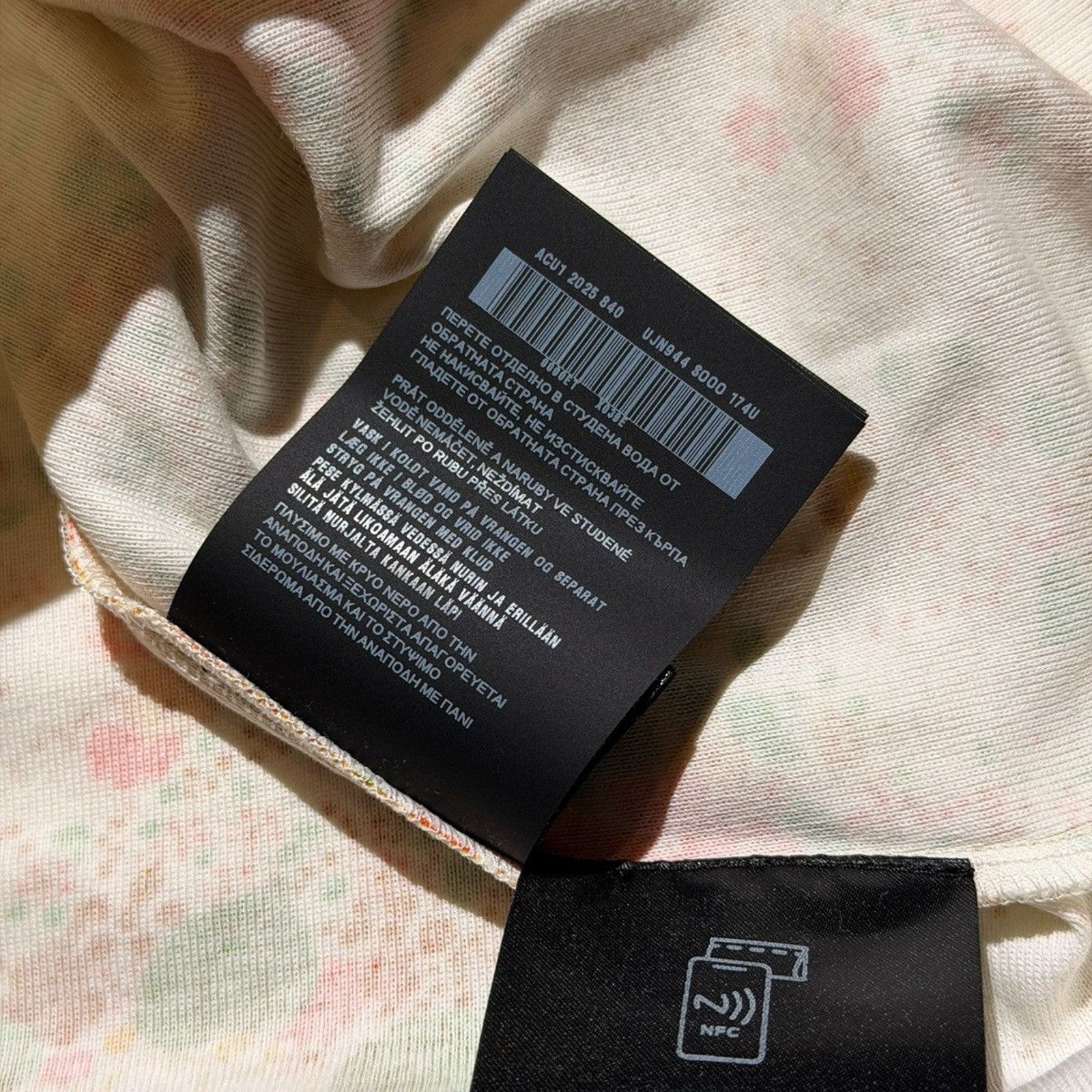 FW25 runway floral stretch top