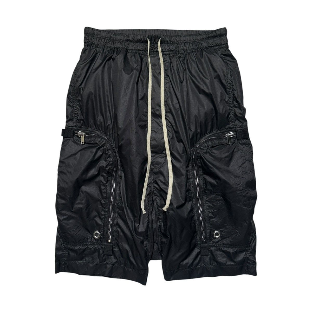 SS23 Edfu Bahaus pod shorts