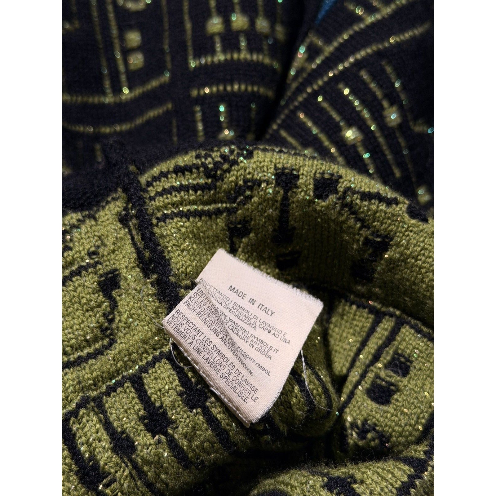 FW1995 circuit board zip sweater