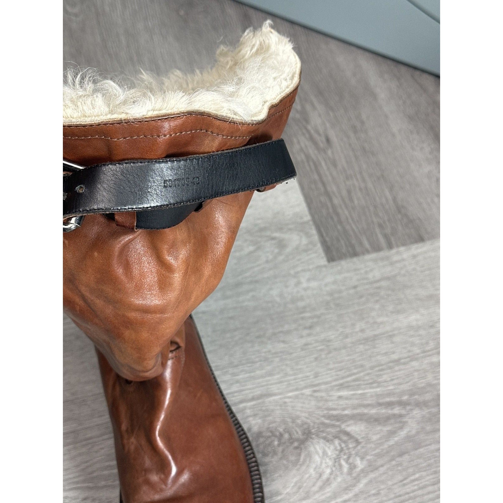 Convertible lamb fur shearling boot