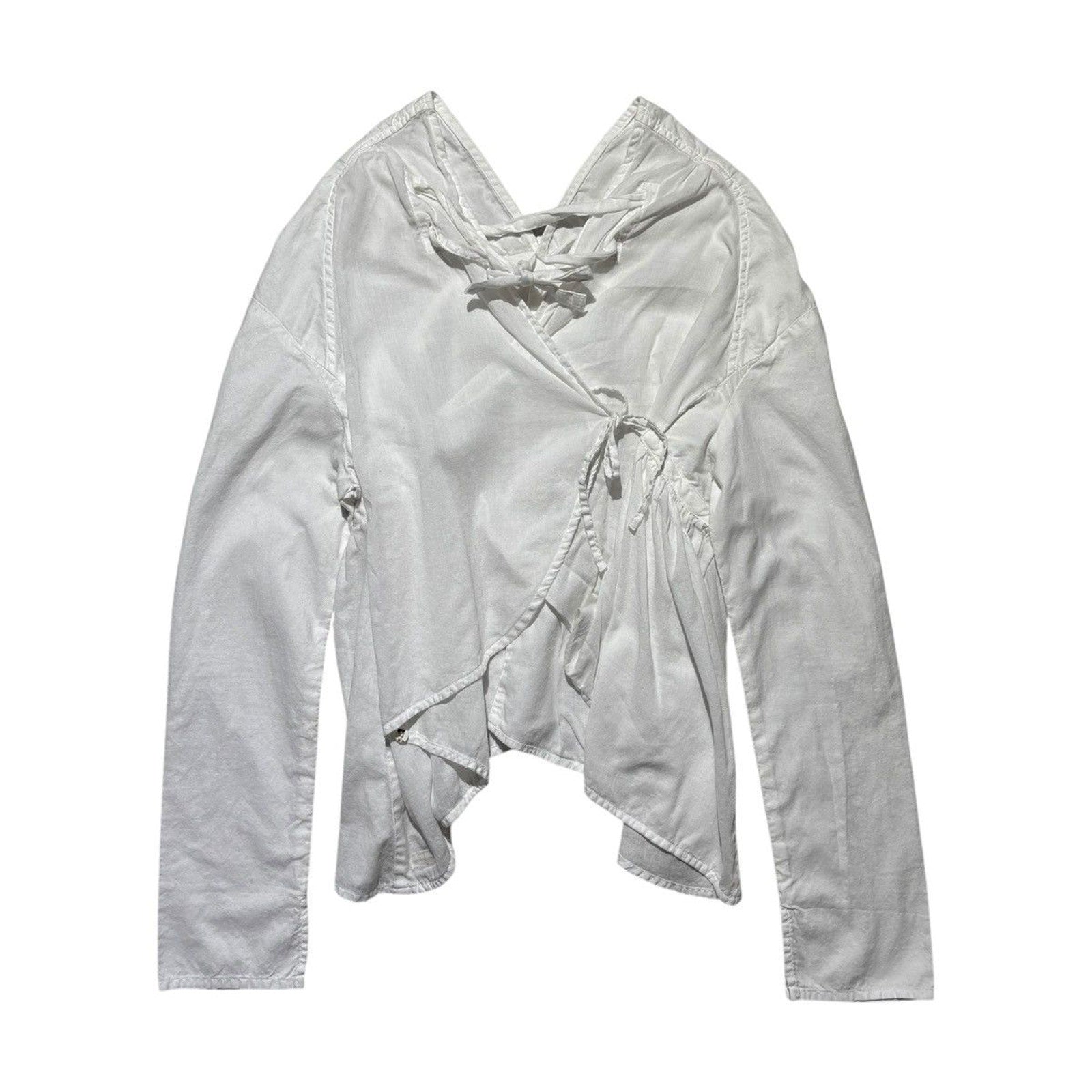 Runched strap button down