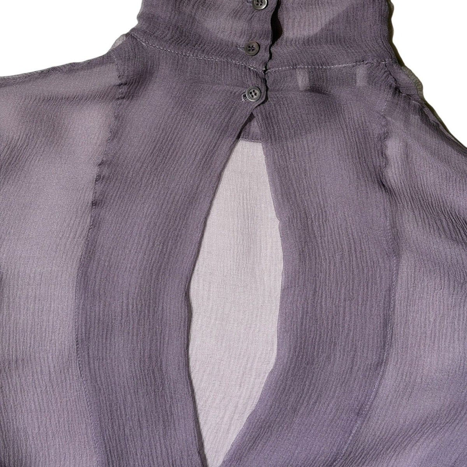 Silk flared sleeve conis blouse
