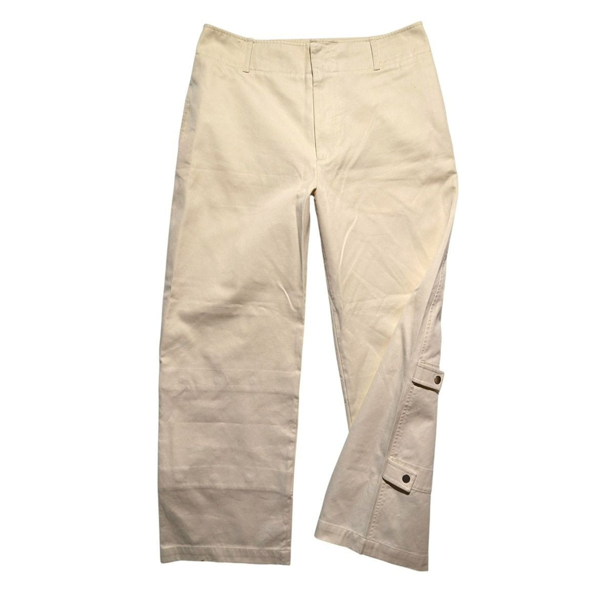Snap button trouser
