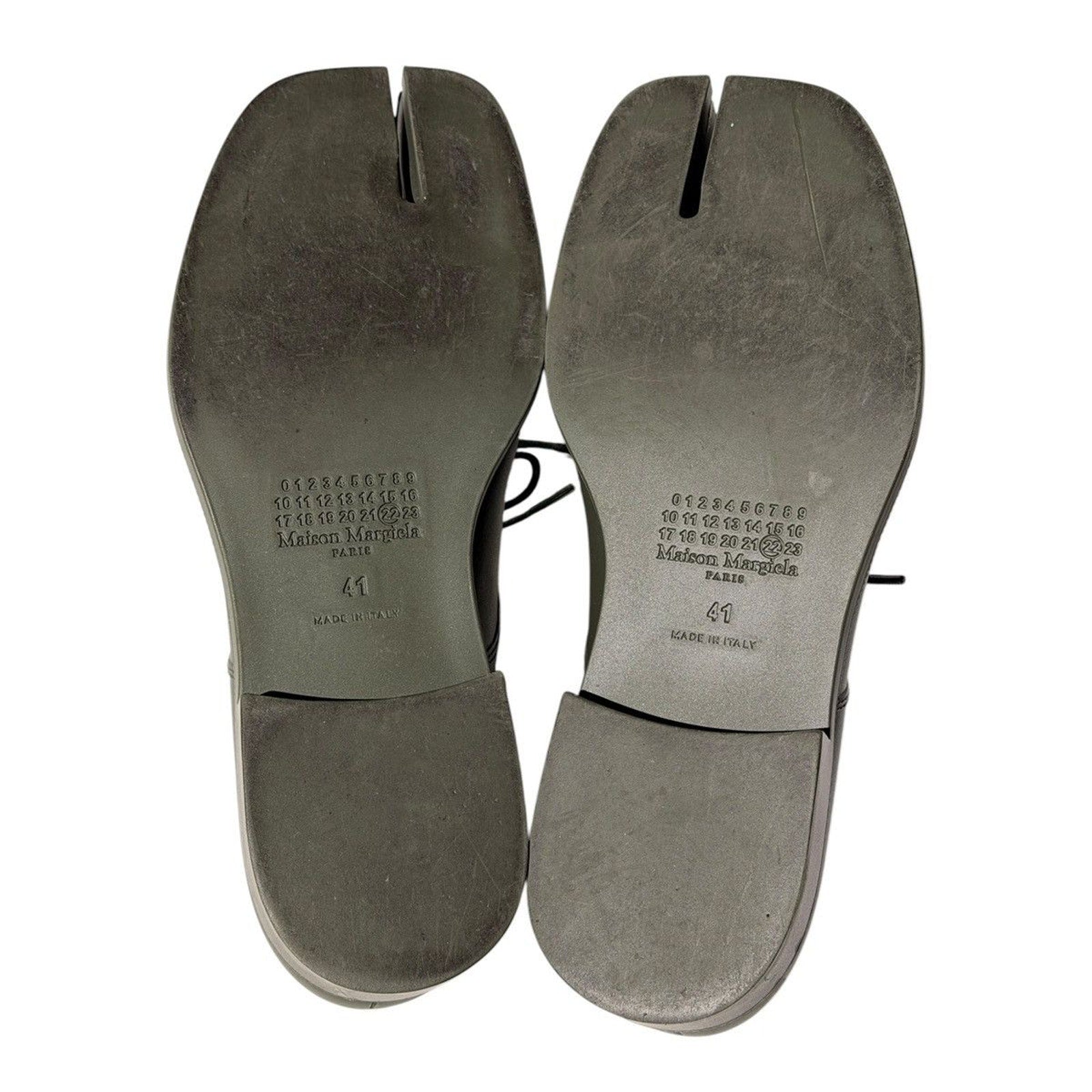 Tabi lace loafer