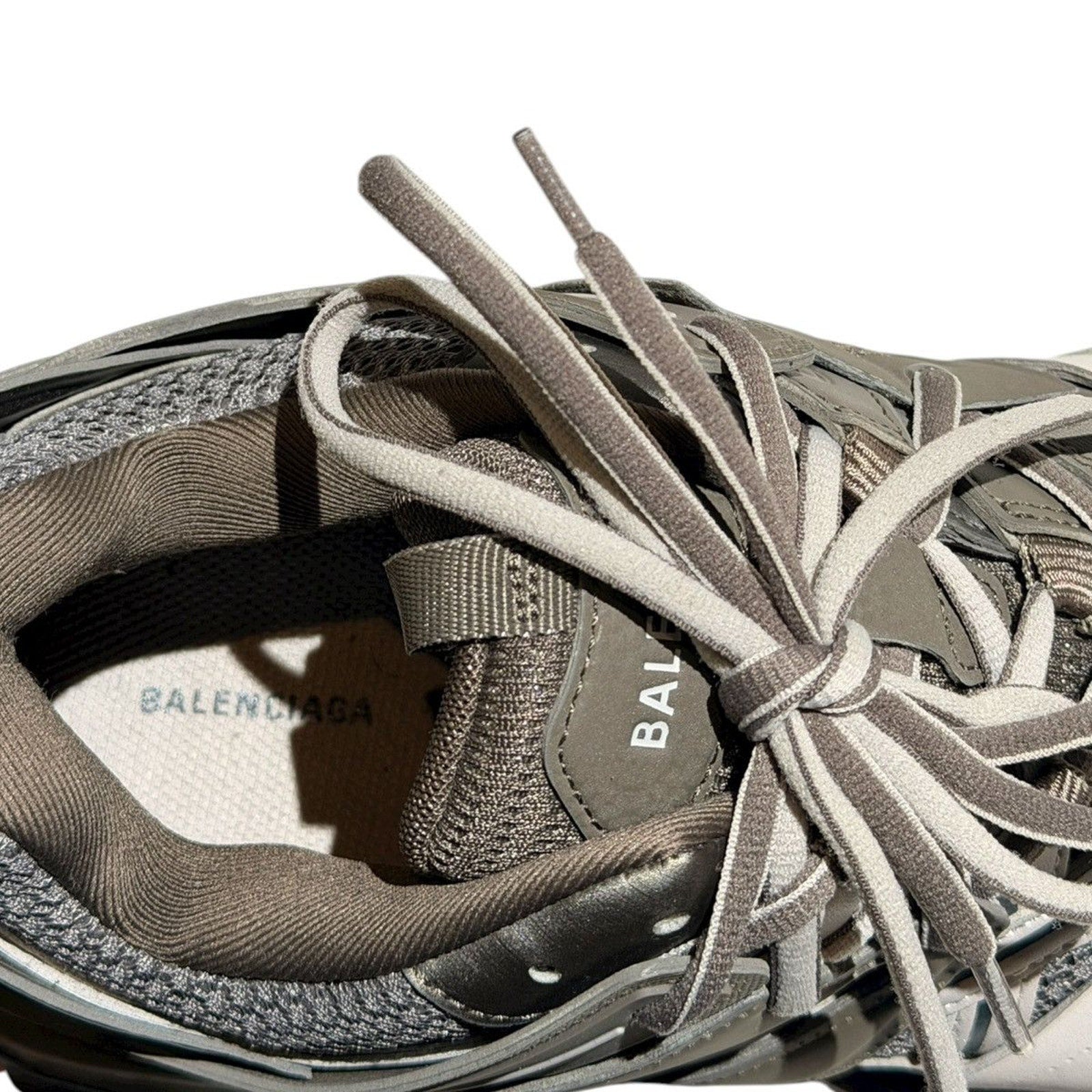 Track runner sneaker