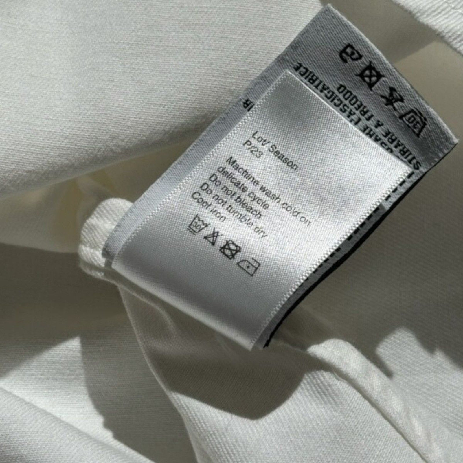 Oversized cargo pocket sleeve shirt
