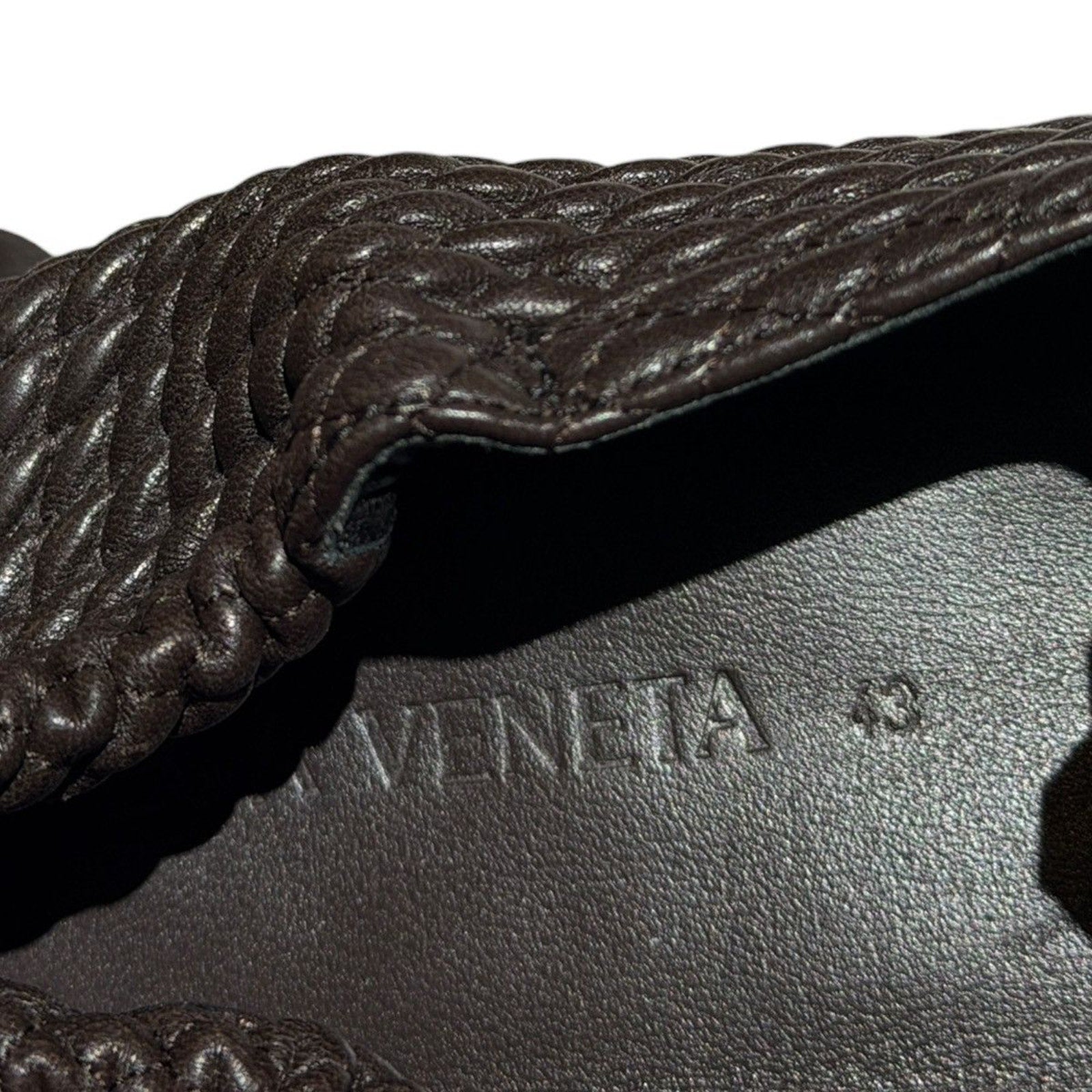 intrecciato woven leather slip on