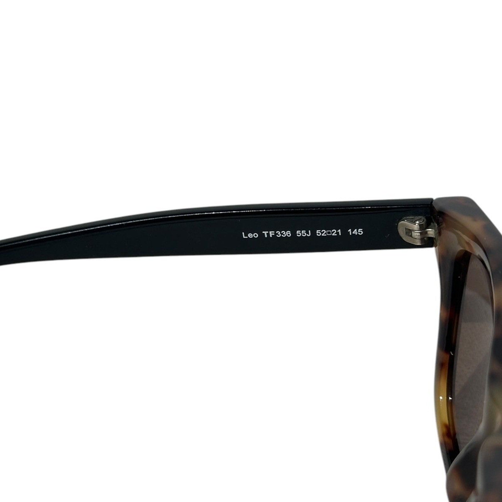 Tortoise frame sunglasses