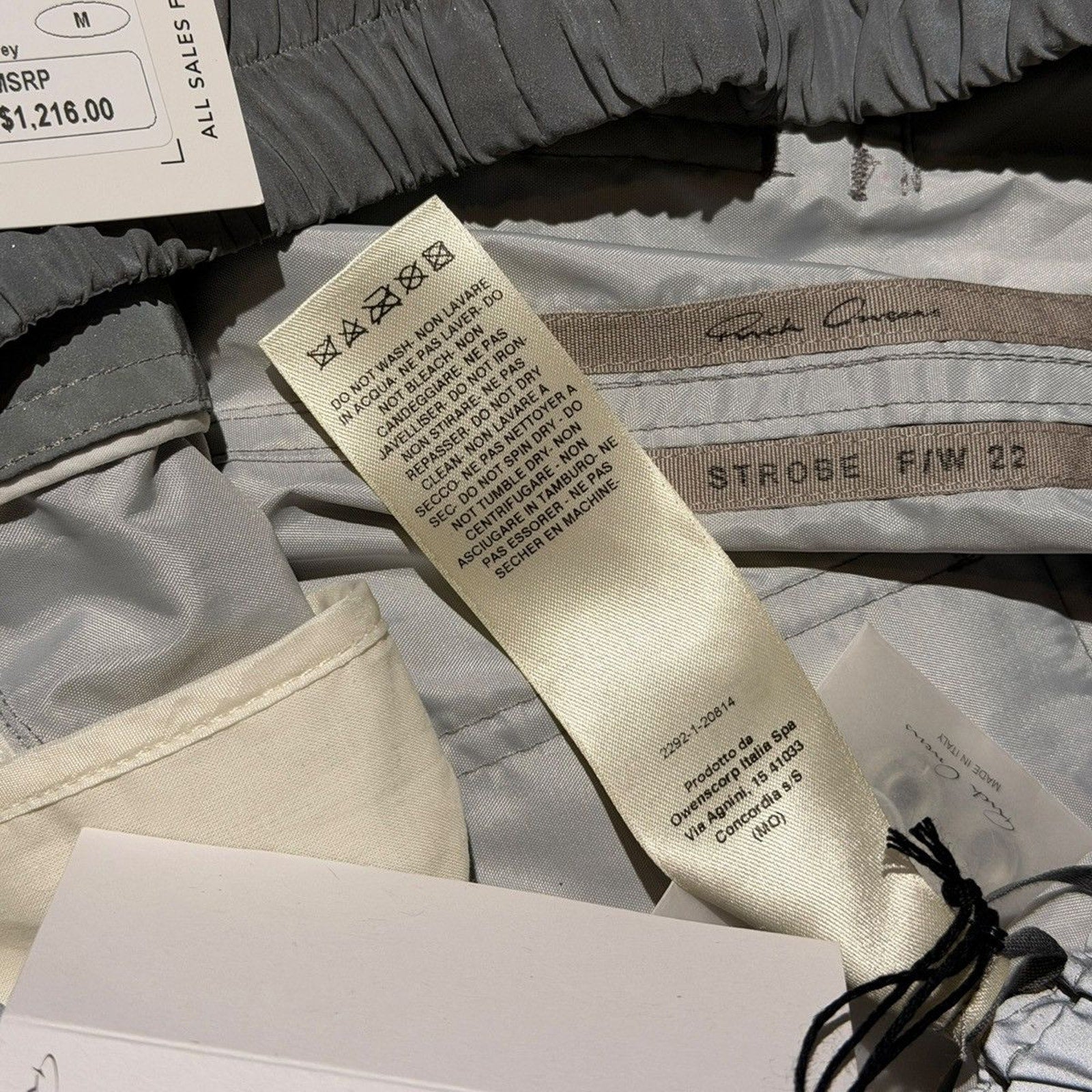 FW22 strobe moon reflective bahaus cargo