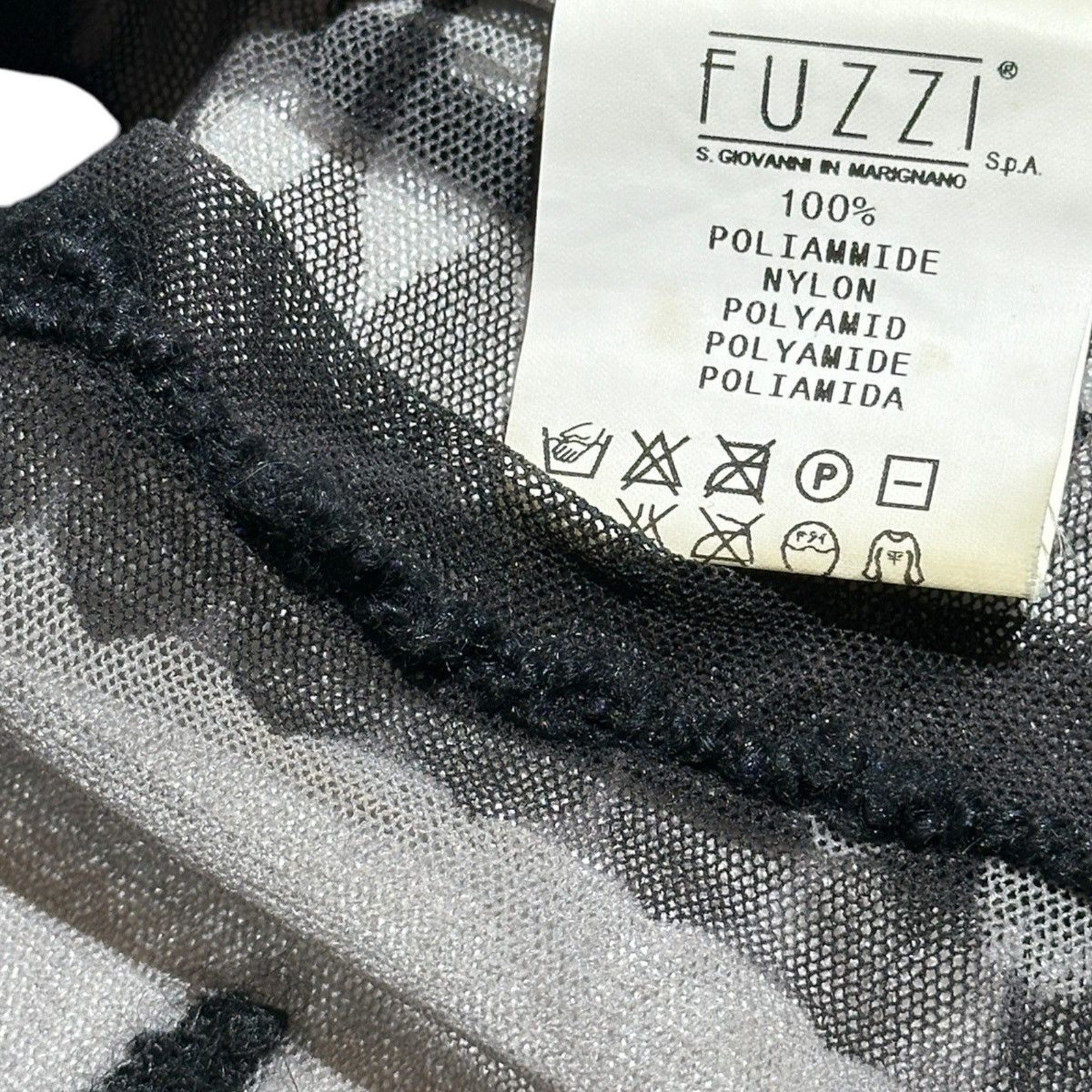Greta Garbo illusion button up