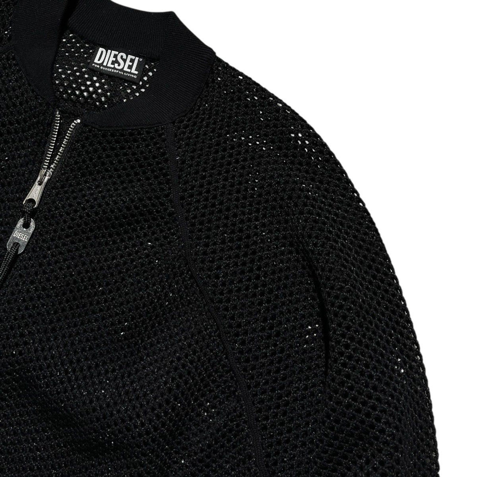 Mesh netted boxy bomber