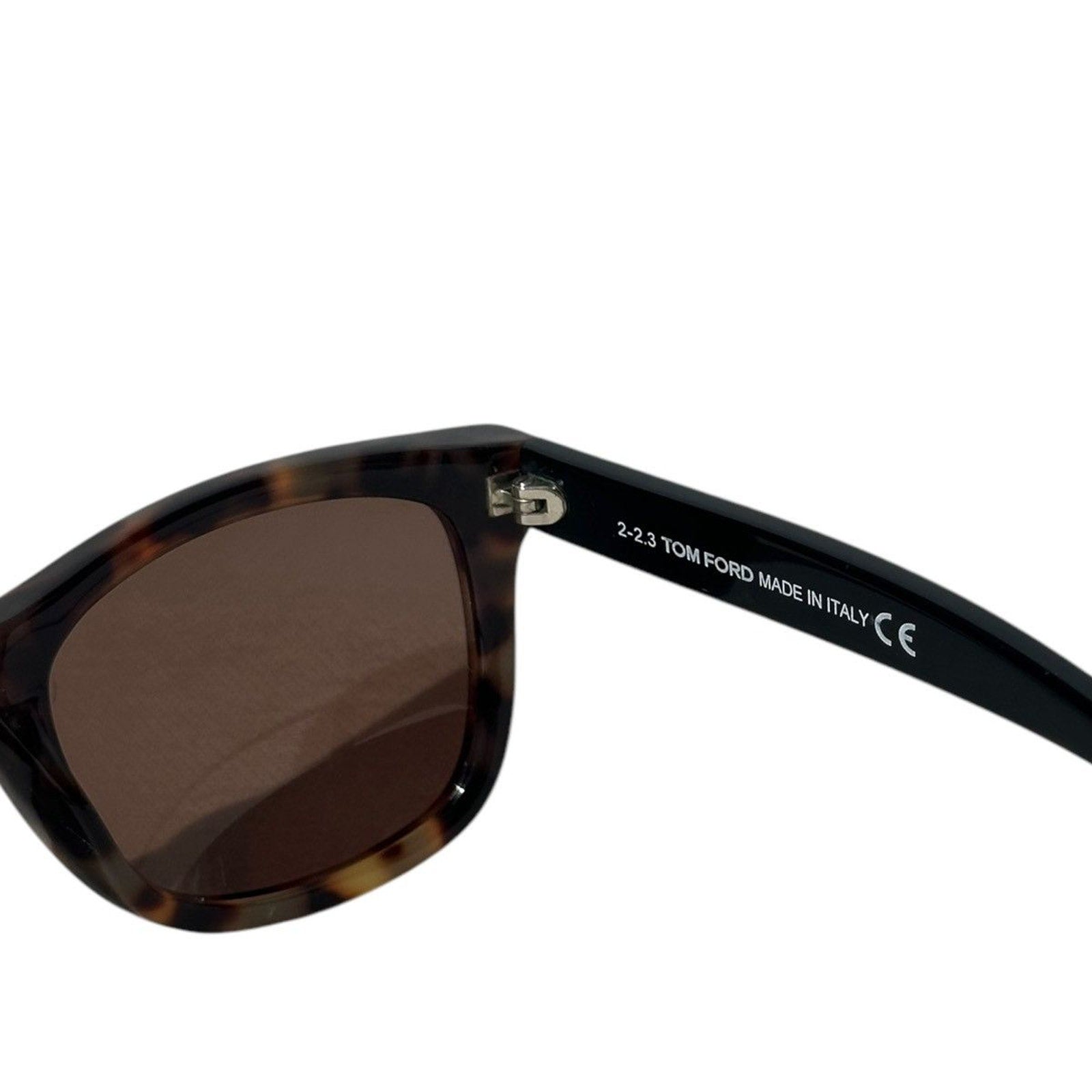 Tortoise frame sunglasses