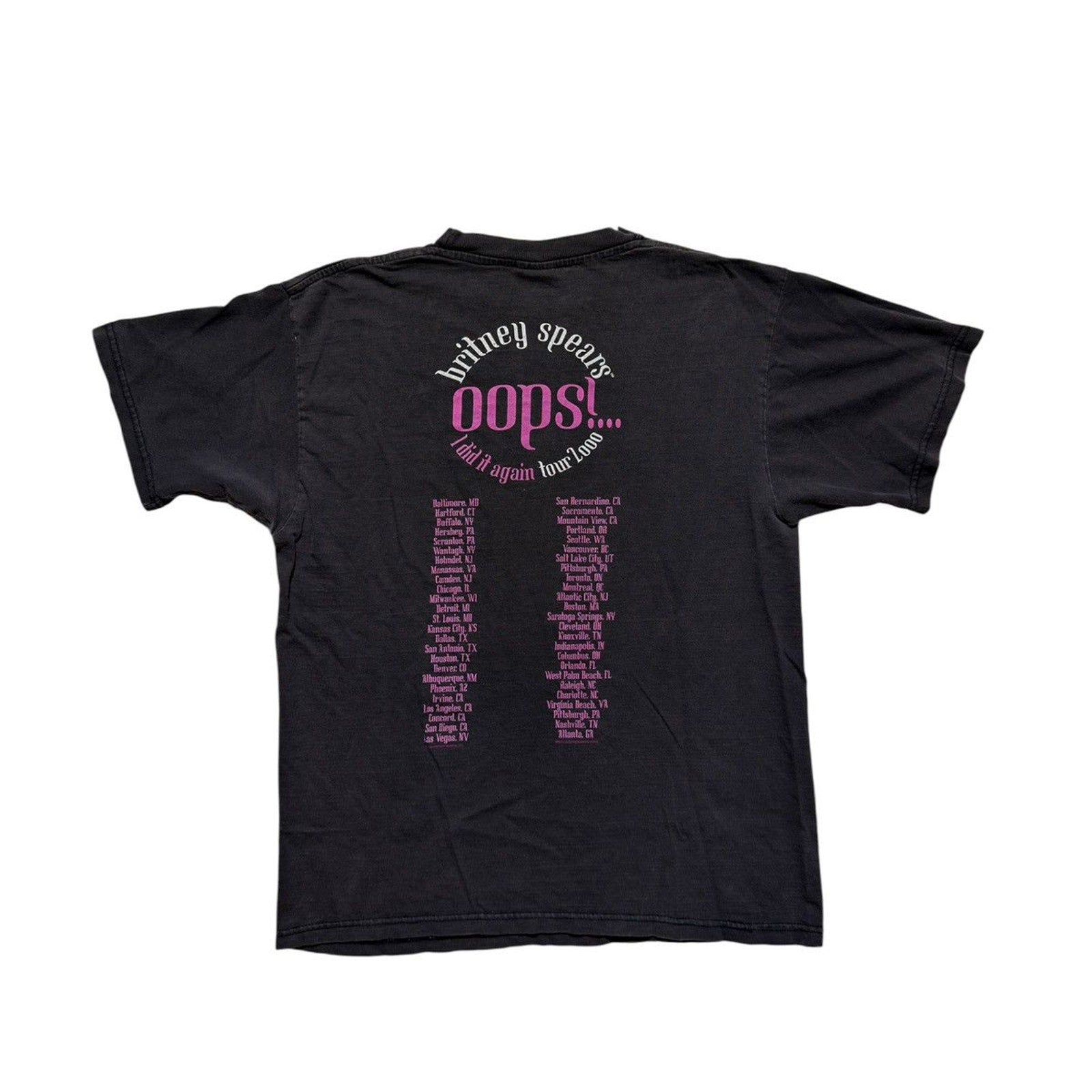 Britney Spears 2000 oops i did it again tour