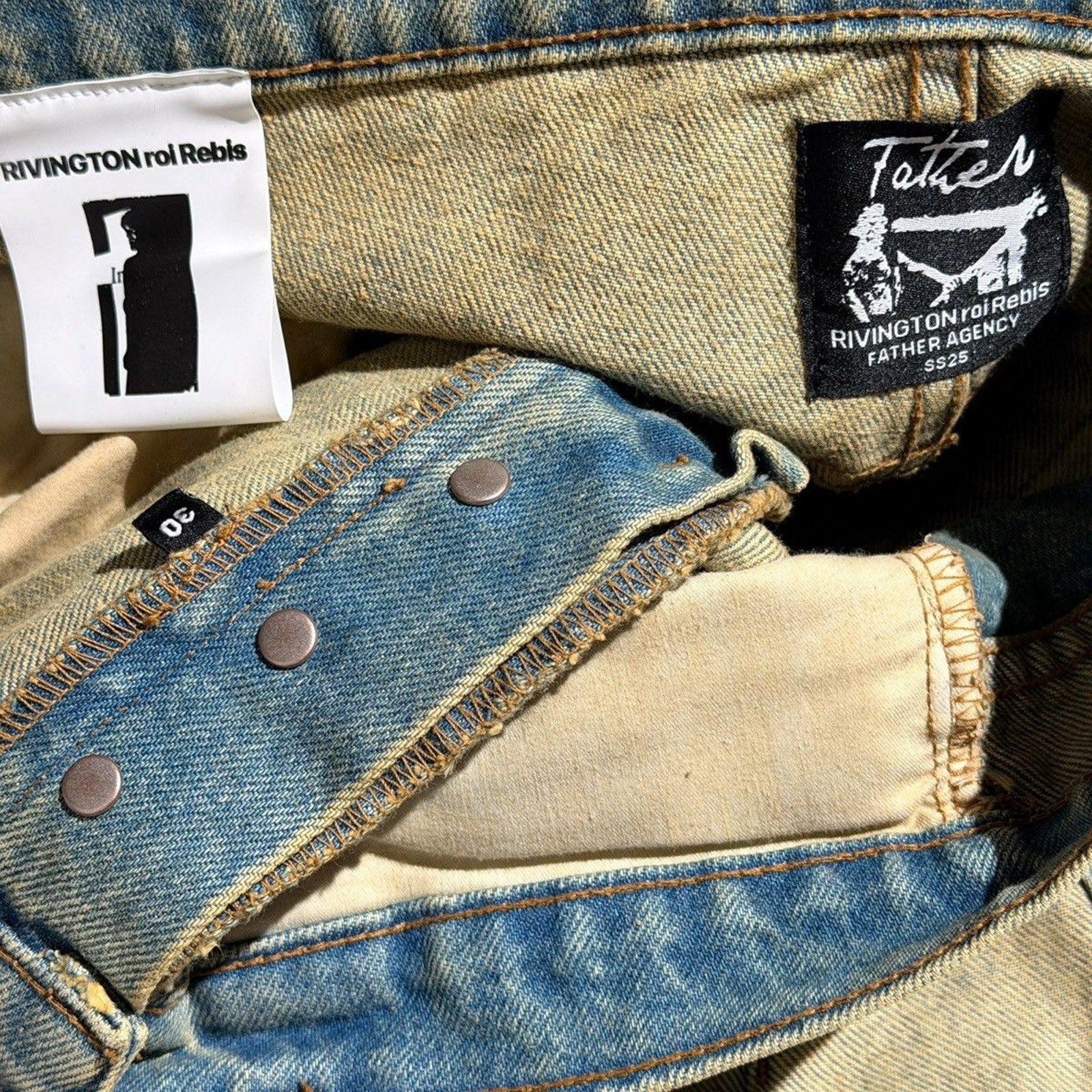 Repented flared jeans