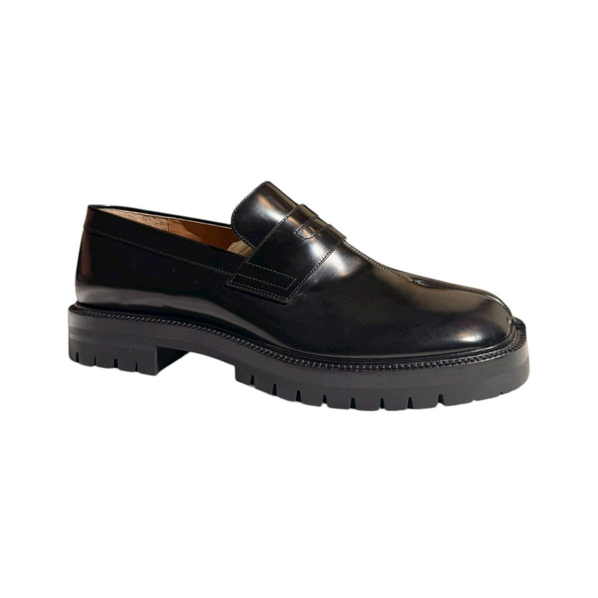 Classic tabi leather slip on loafer