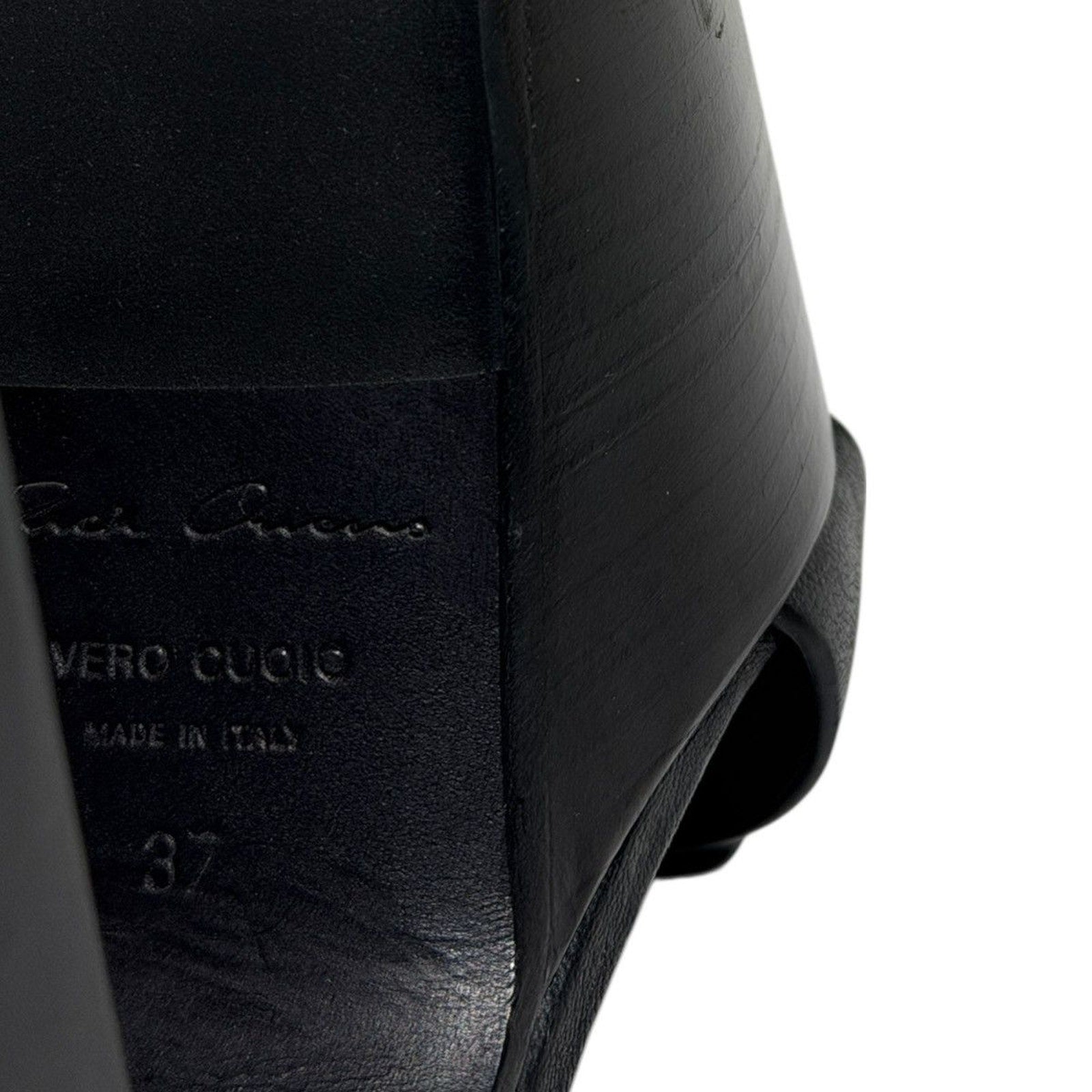 Platform gladiator kiss heel