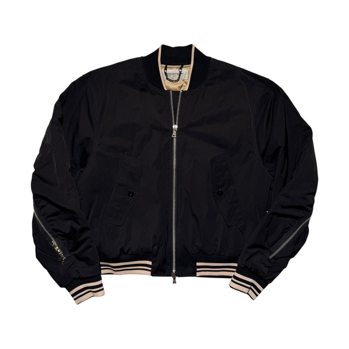 Backzip padded bomber