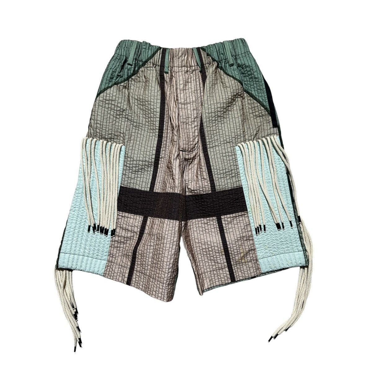 Quilted tassle rope shorts