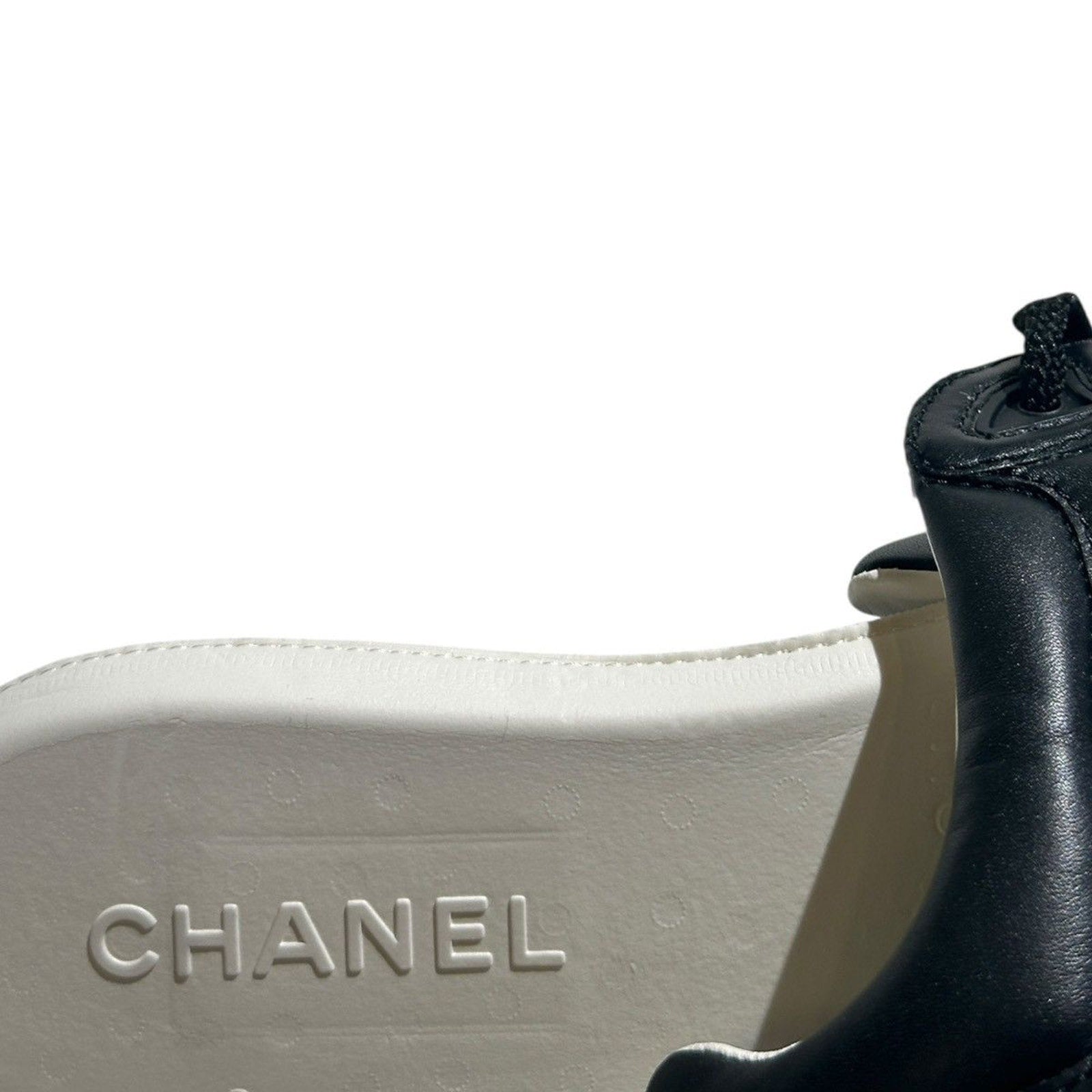 Leather logo classic trainers