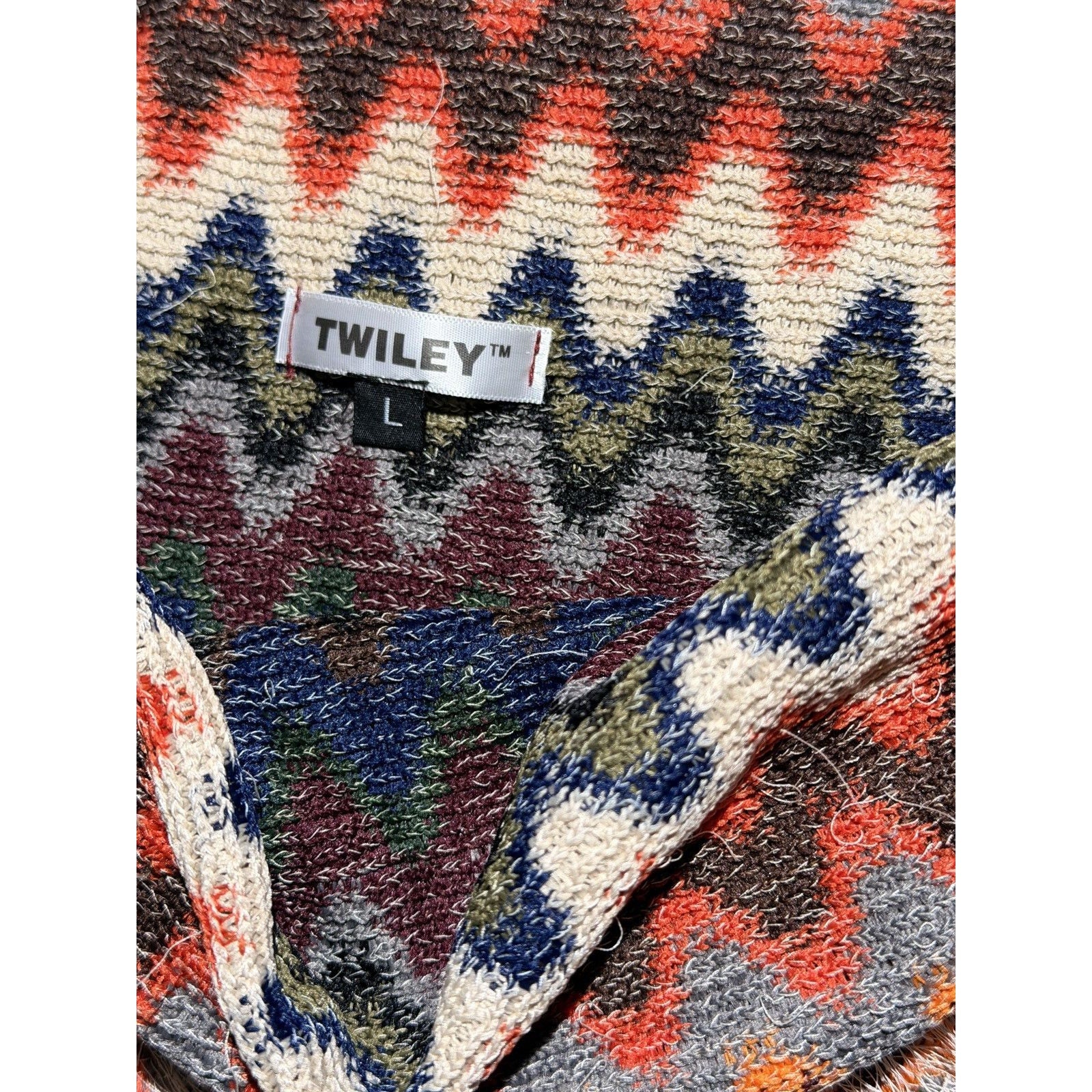 Twiley asymmetric skirt