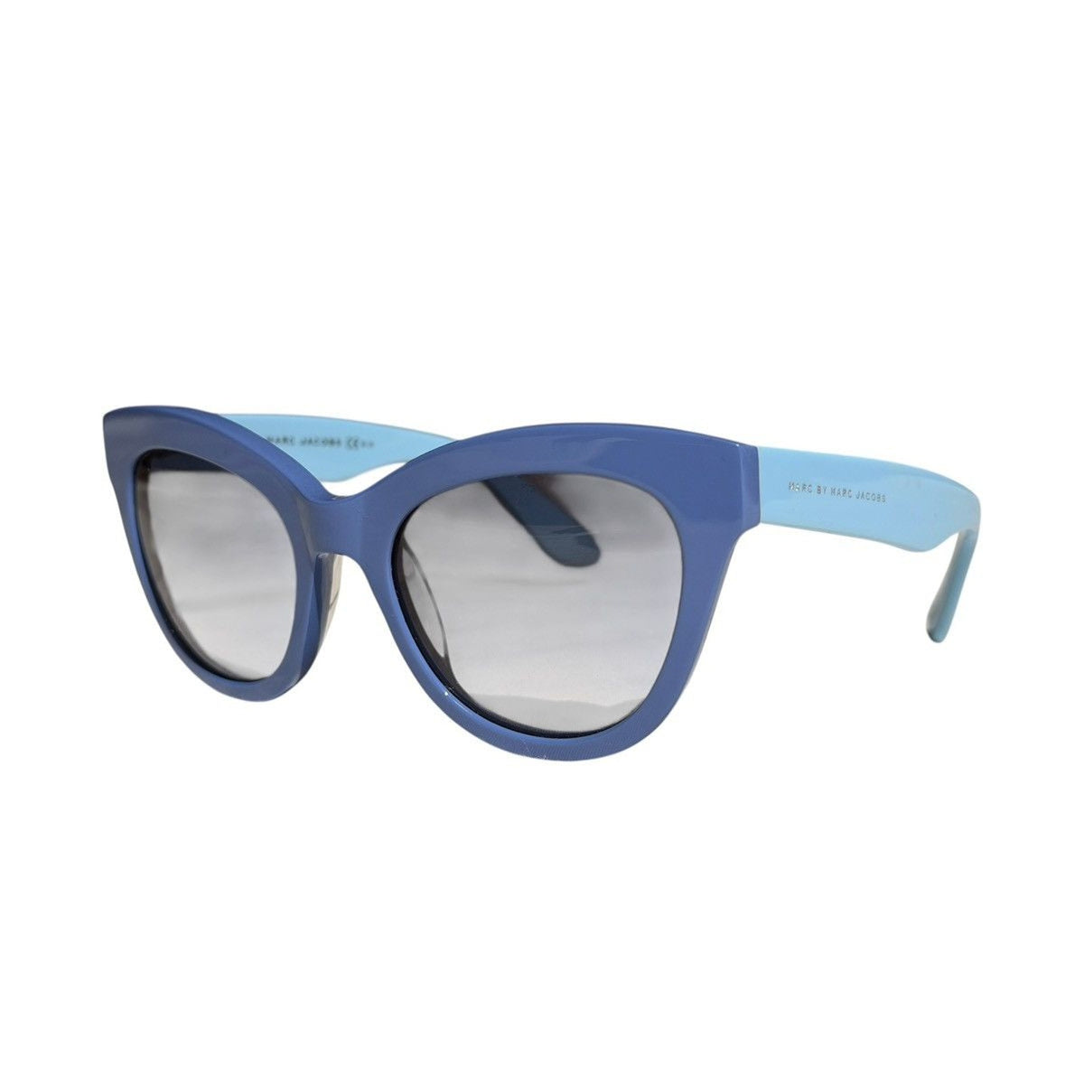 Cat eye sunglasses
