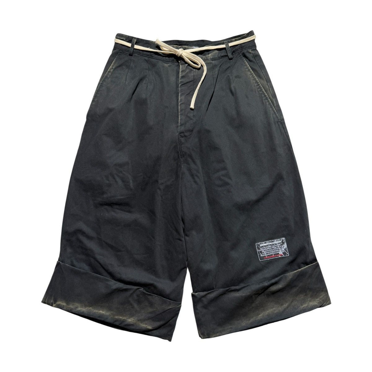 Baggy cuffed shorts