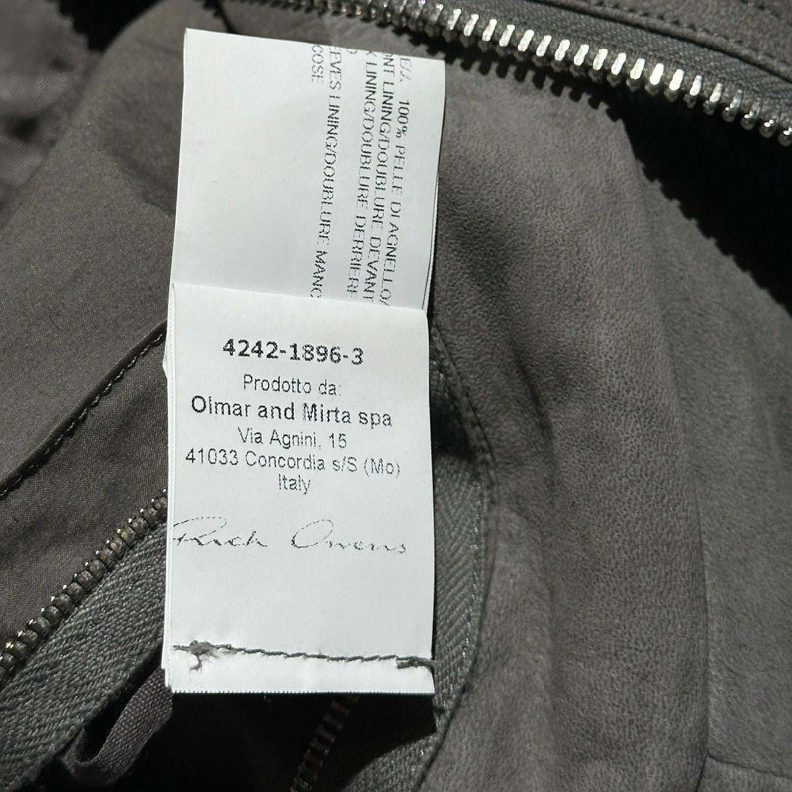 Leather multizip sueded jacket