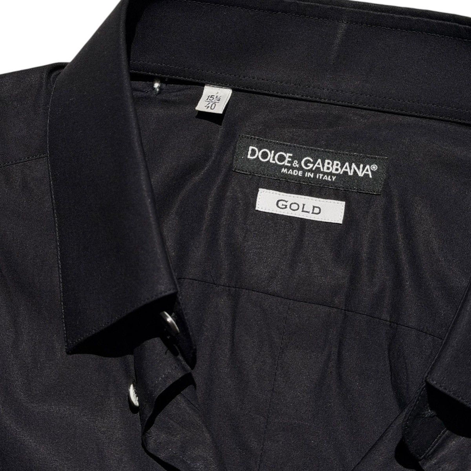 Gold label essential black button down