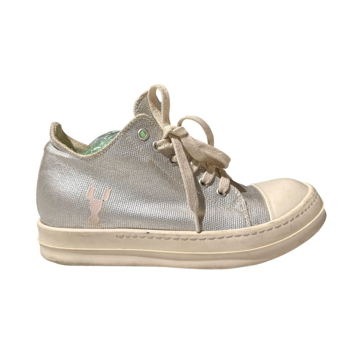 Metallic ramone low top