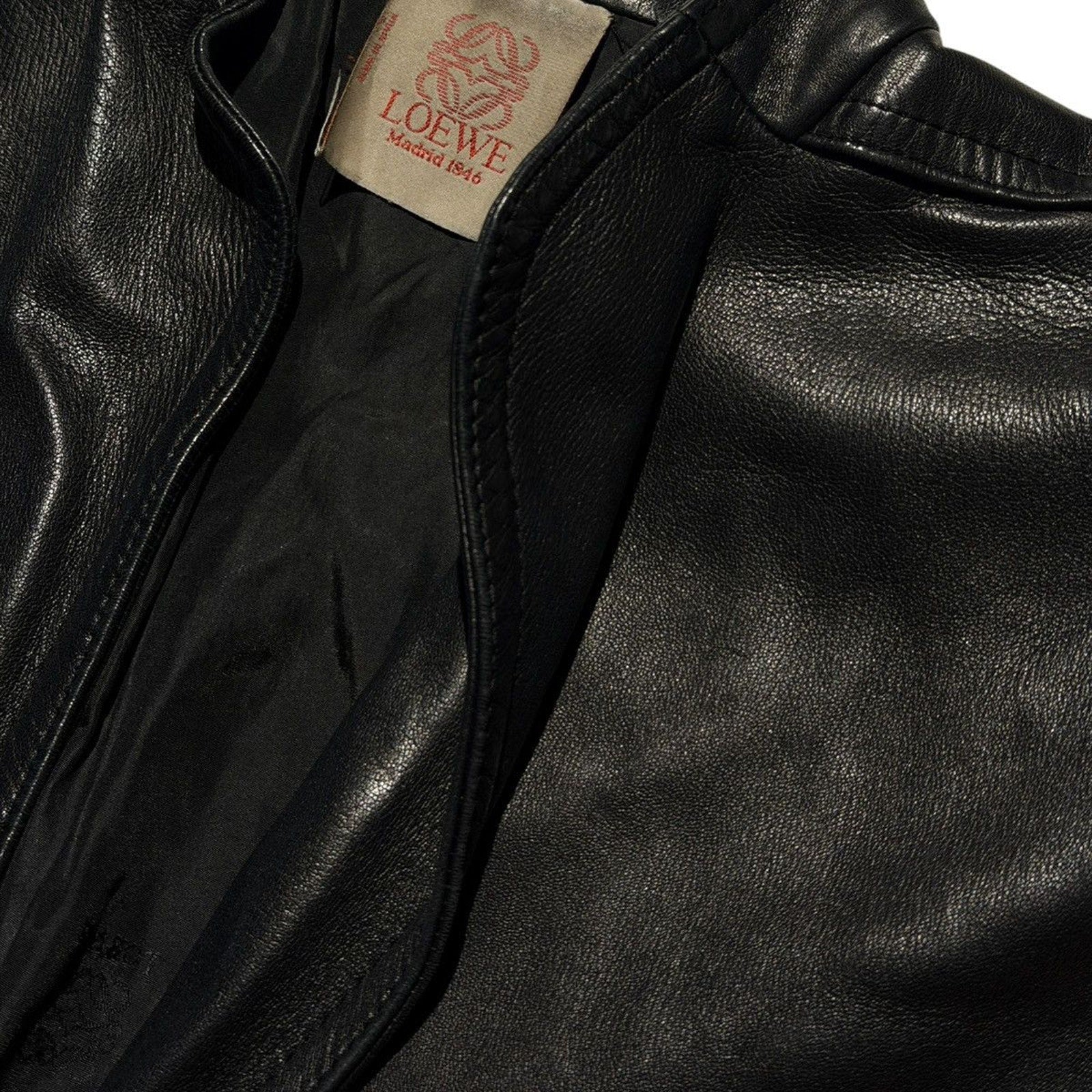 Leather one clasp cape jacket