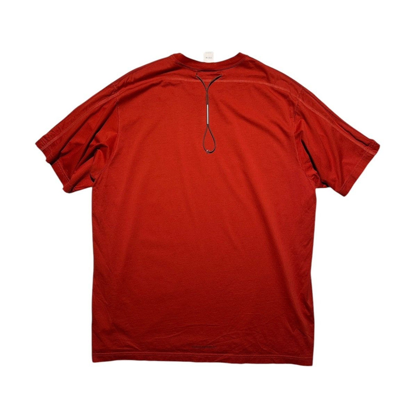 Essential cinch tee