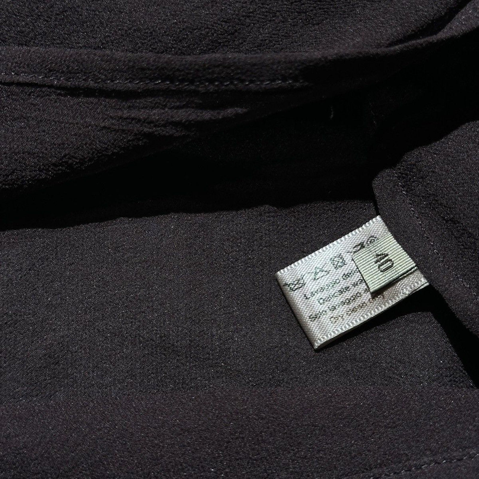 100% silk buttoned shirt