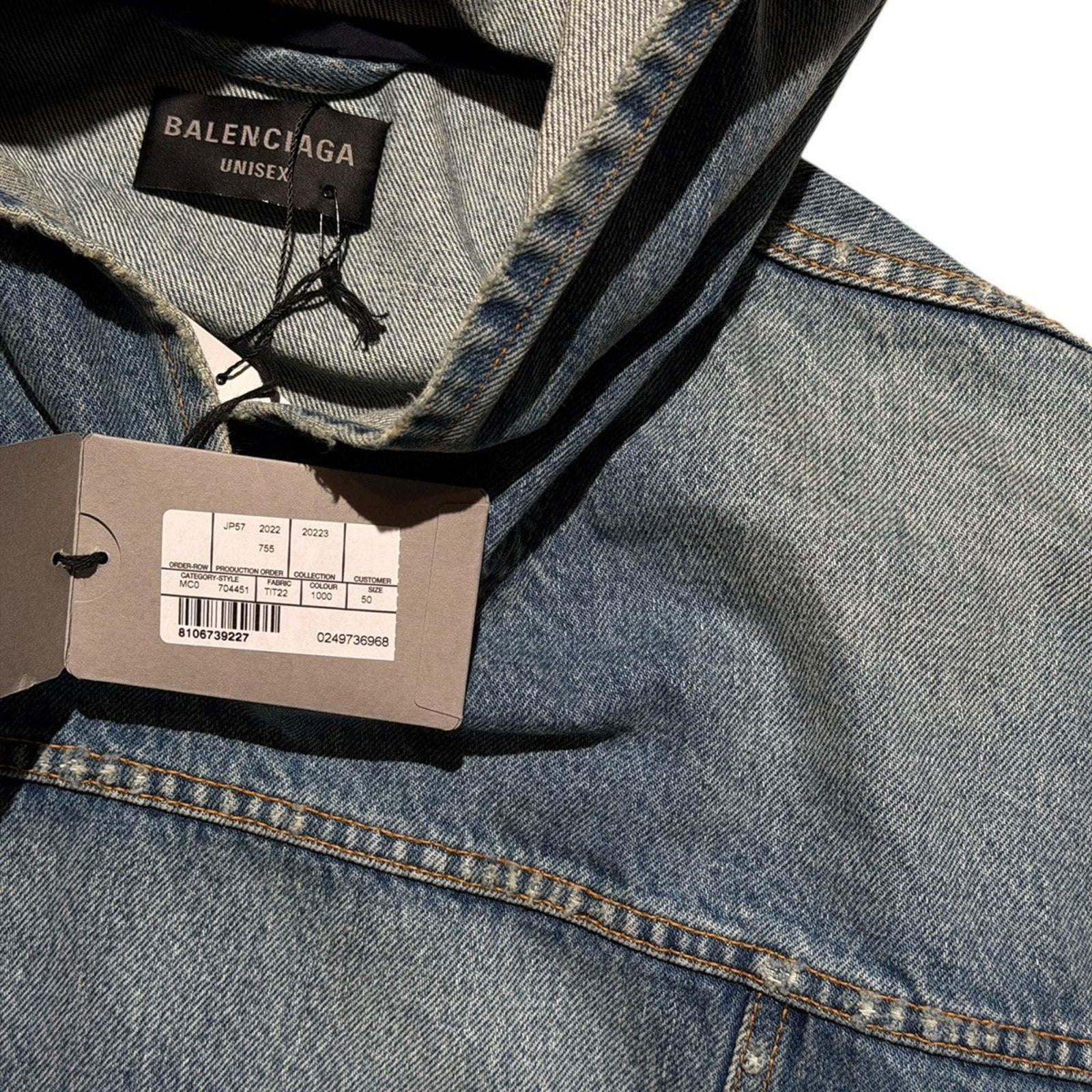 Denim hooded trucker jacket