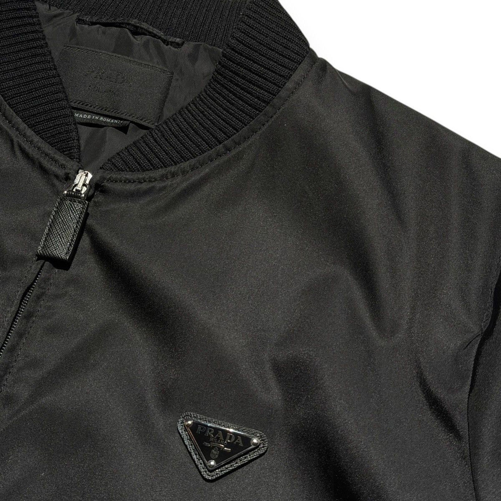 Renylon essential metal logo bomber
