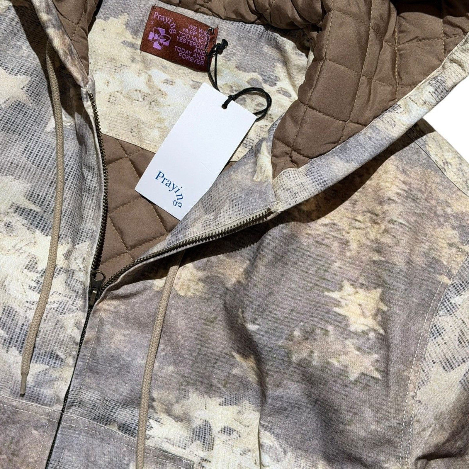 Star camo padded hoodie