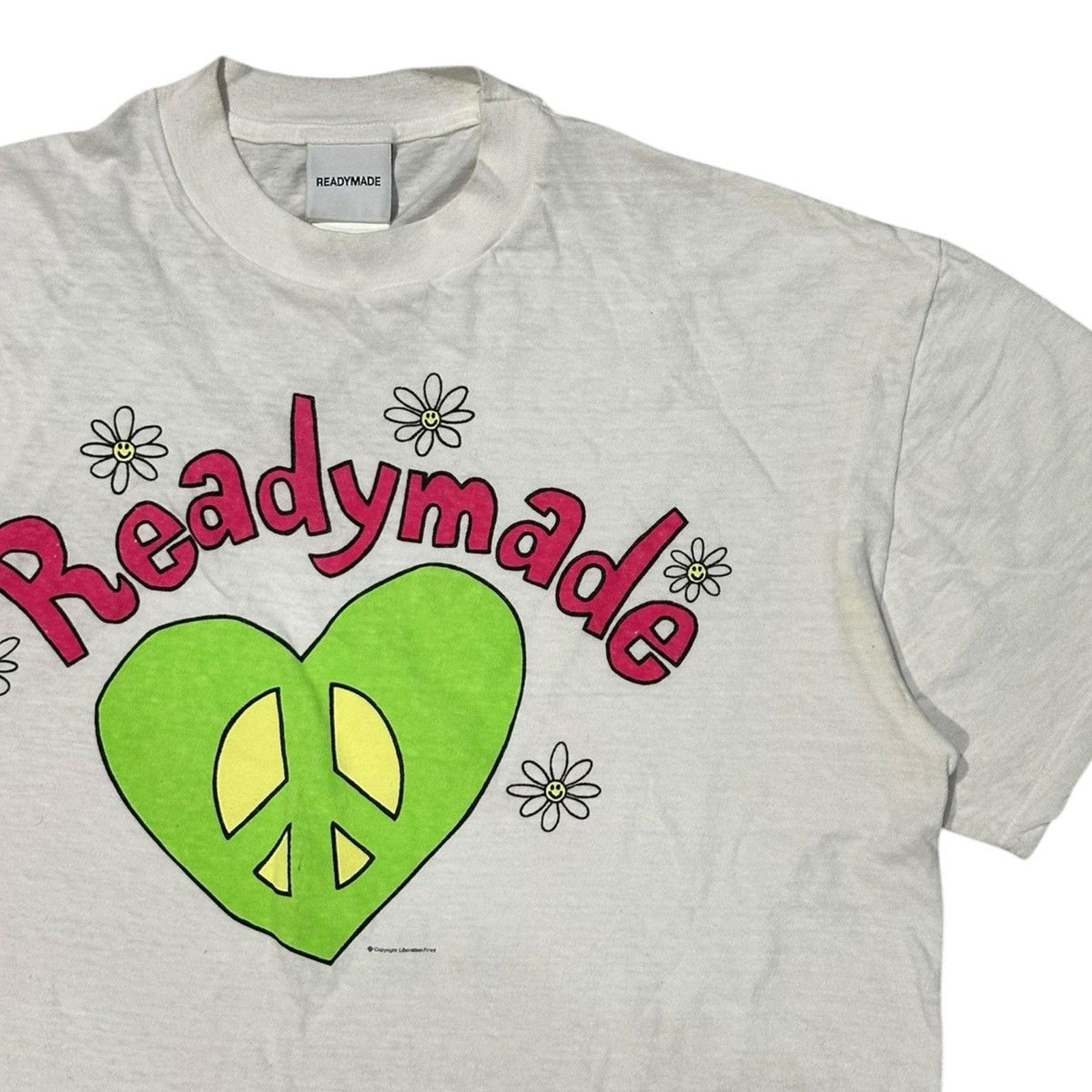 Graphic peace readymade tee