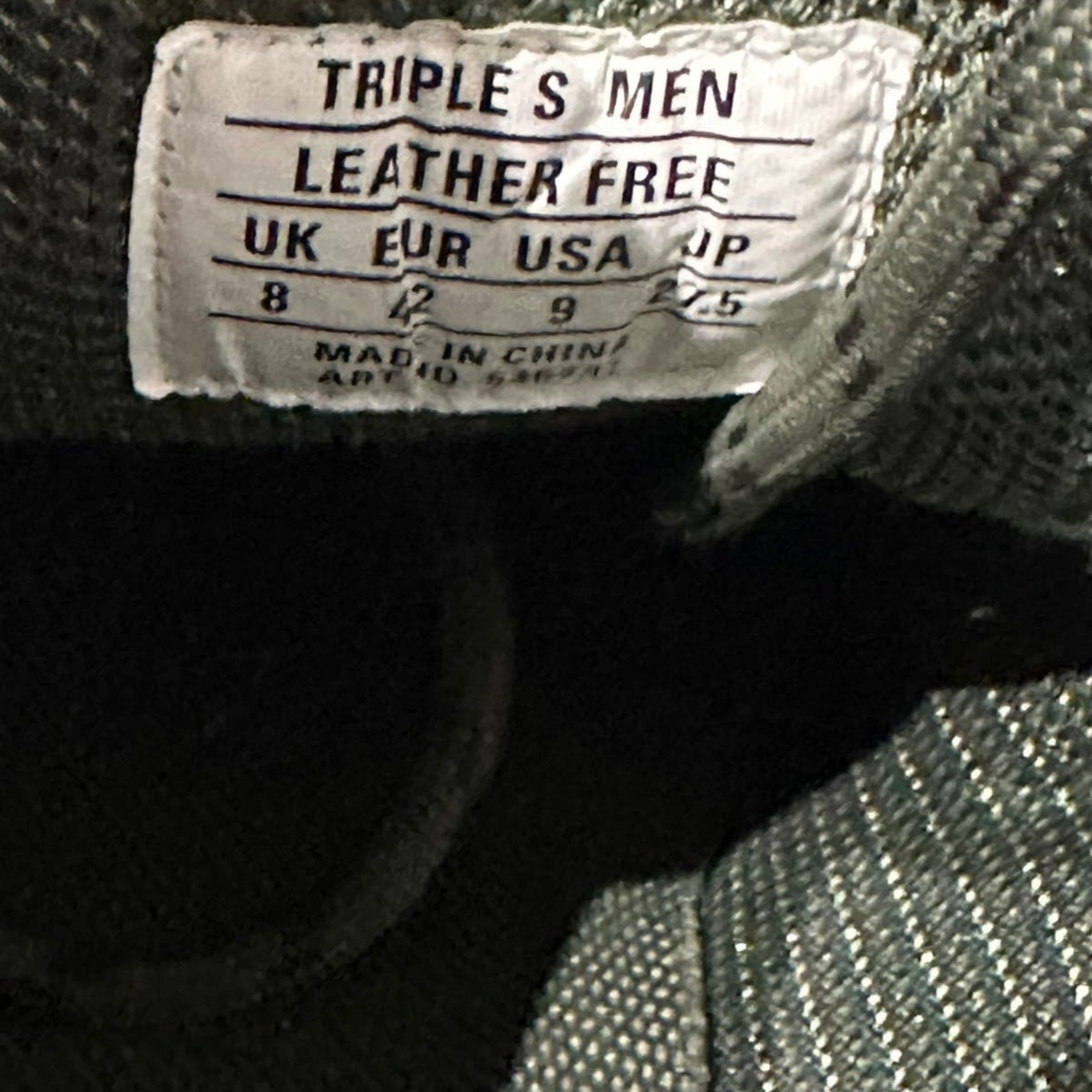 Triple S Logo Sneaker