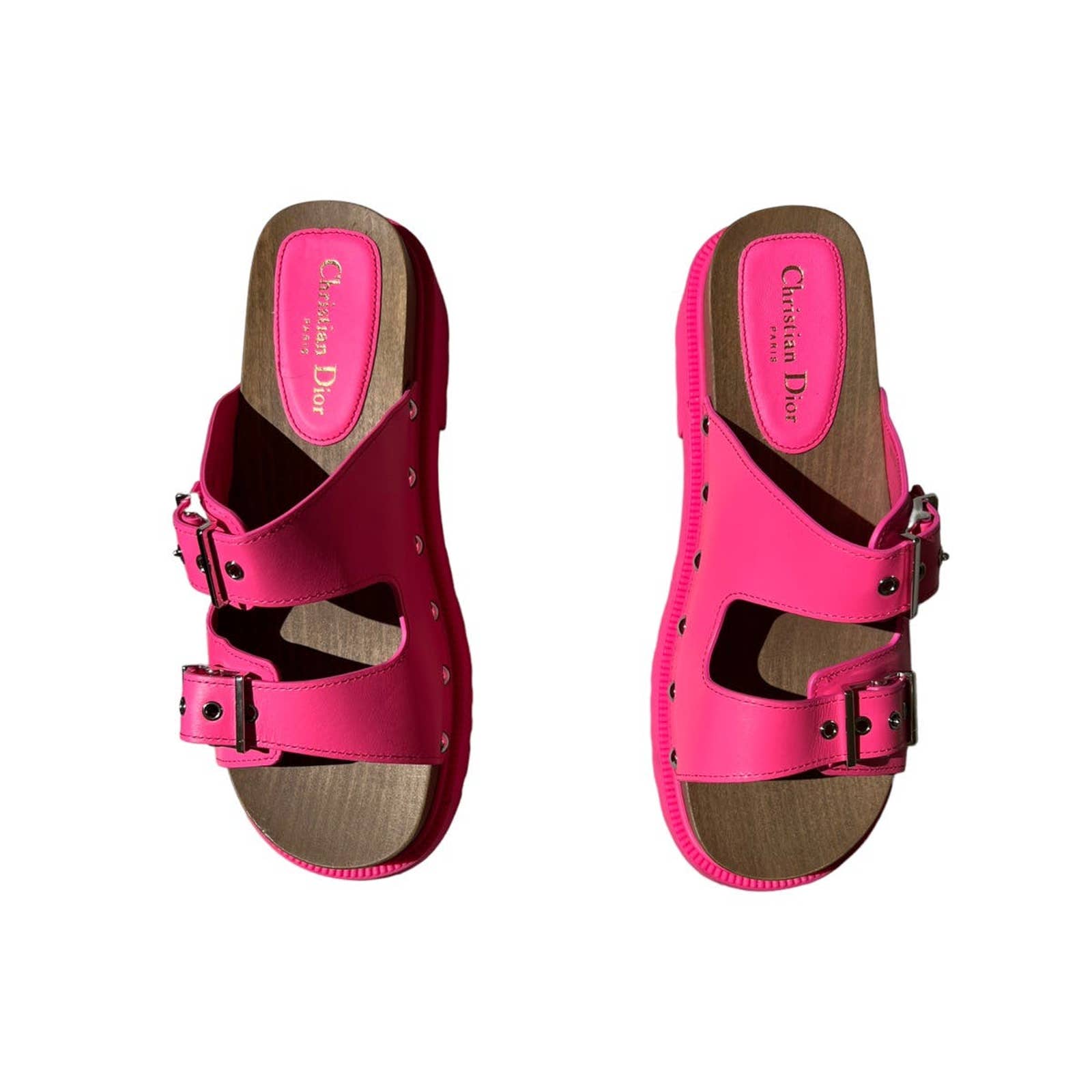 Chunky sole strap sandal